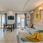 Huging The Horizon. Apartment Zaglavice